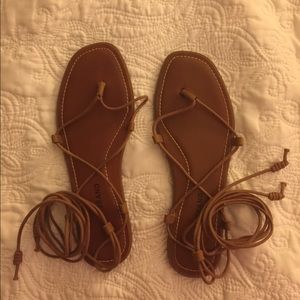 Lucky Brand Binnie Sandal!